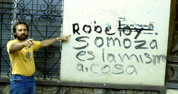 Robelo equals Somoza